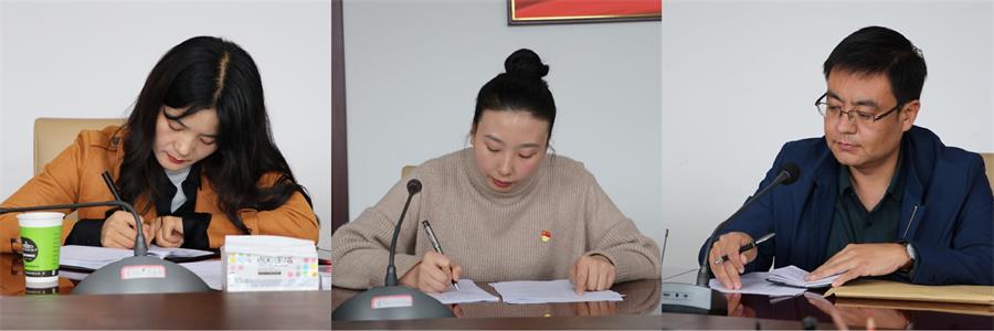 拼接.jpg 拼接.jpg